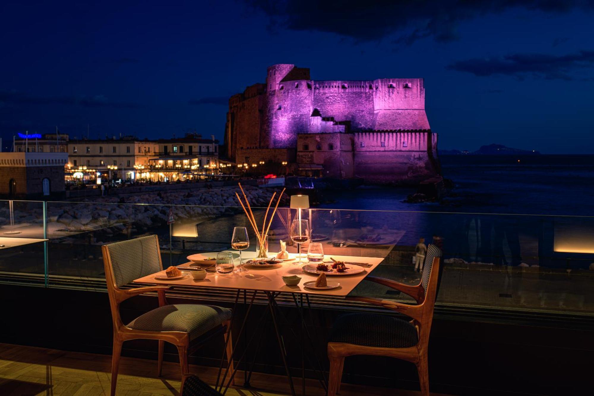 Hotel Royal Continental Naples Exterior photo